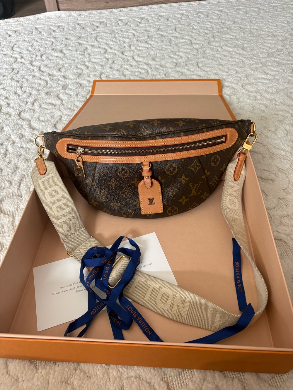 Louis Vuitton Monogram Canvas high rise Belt bum Bag in Brown and Tan monogram - Picture 9 of 9